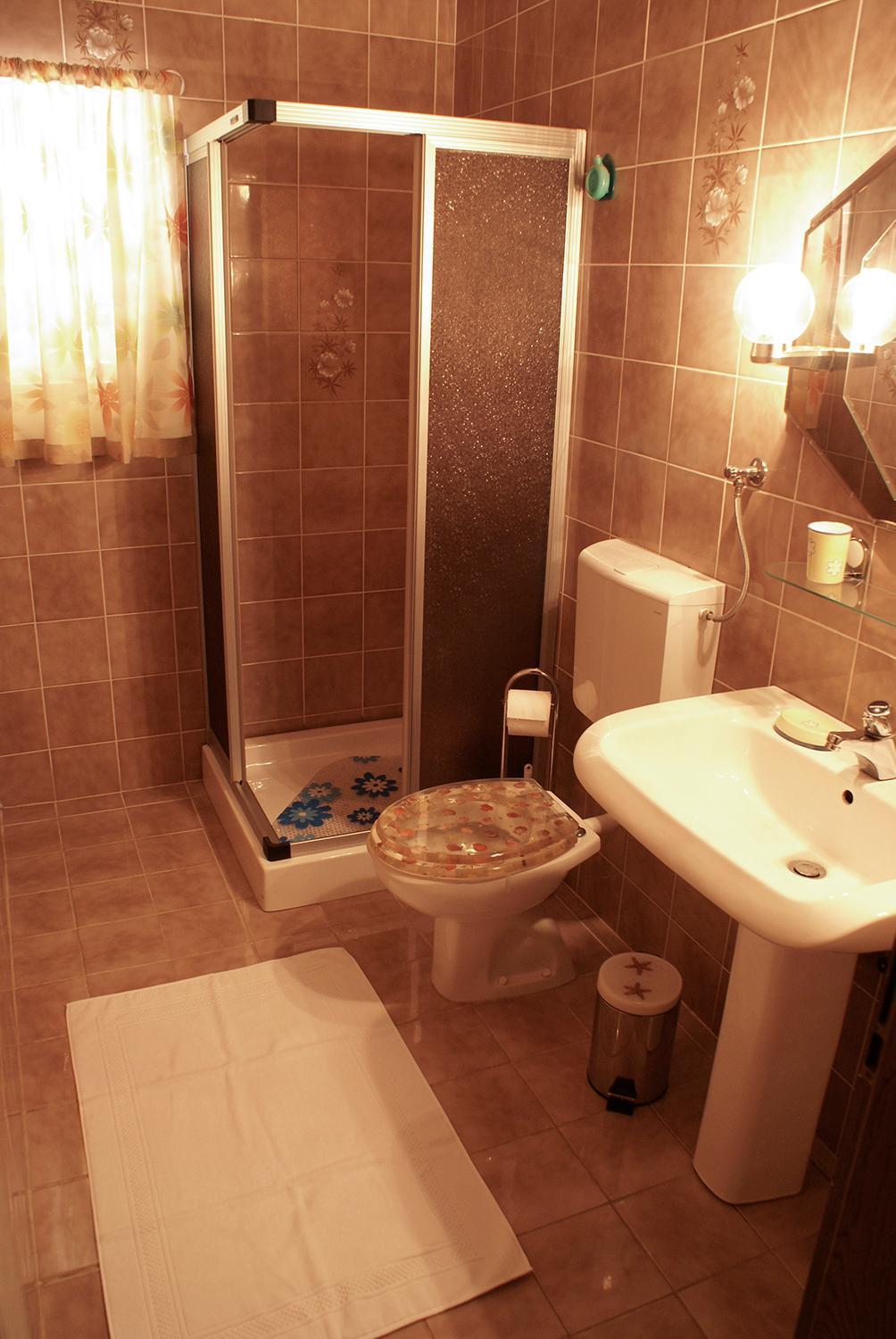 Apartmani Ribarica**** Karlobag Extérieur photo