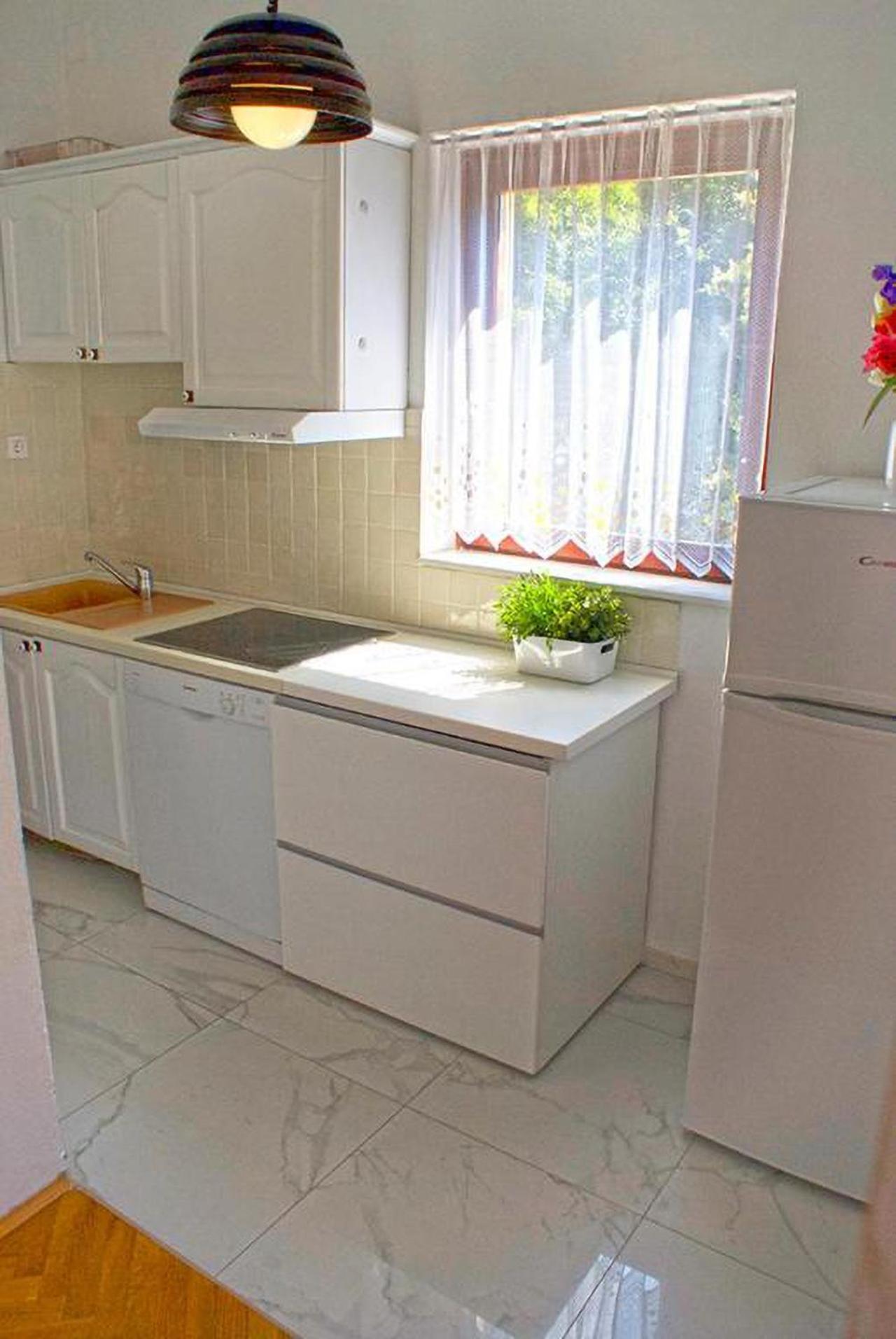 Apartmani Ribarica**** Karlobag Extérieur photo