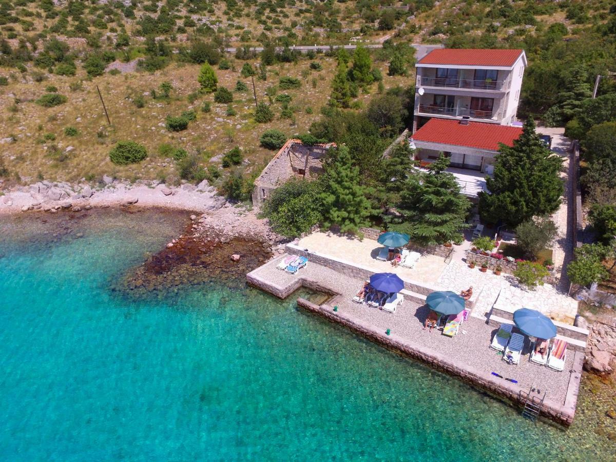 Apartmani Ribarica**** Karlobag Extérieur photo